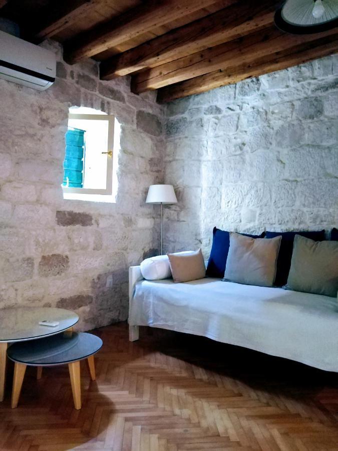 Rooms Livia トロギール エクステリア 写真
