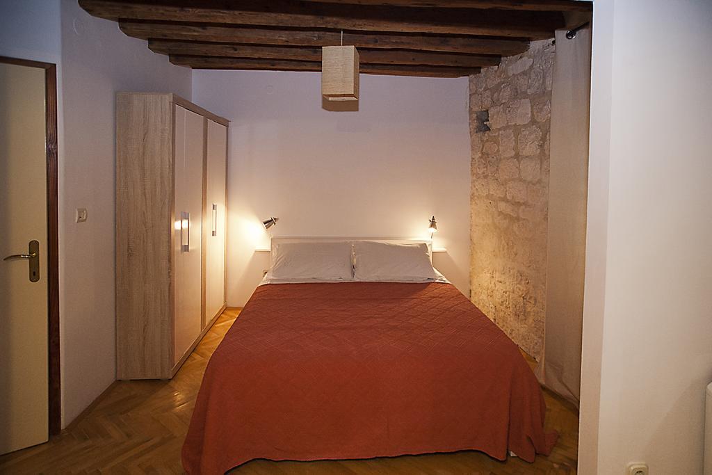 Rooms Livia トロギール 部屋 写真
