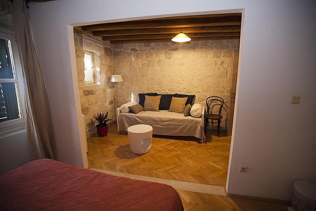 Rooms Livia トロギール 部屋 写真
