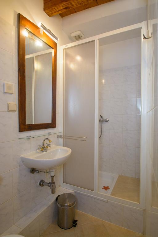 Rooms Livia トロギール 部屋 写真