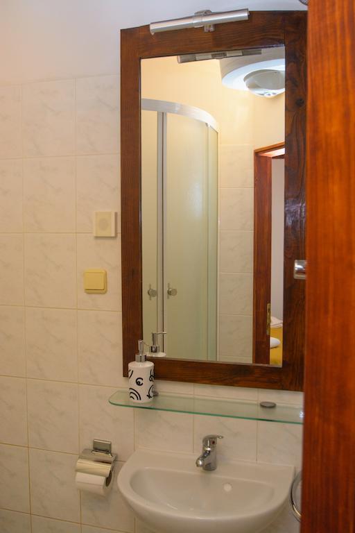 Rooms Livia トロギール 部屋 写真