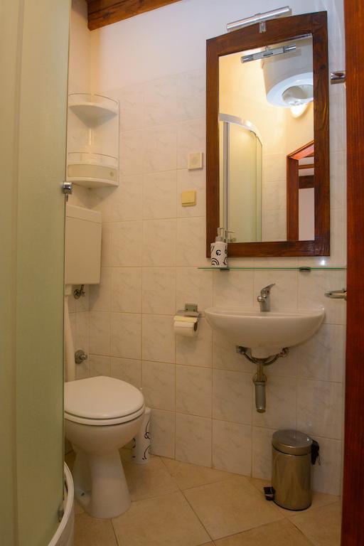Rooms Livia トロギール 部屋 写真