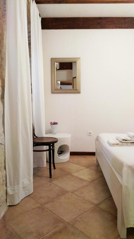 Rooms Livia トロギール エクステリア 写真